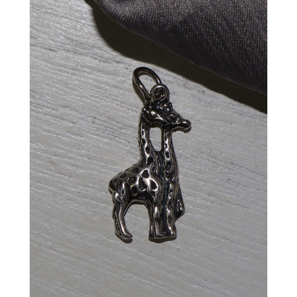 Monty Collection 1950s “ Two Giraffes” Charm 1.57G / 1in